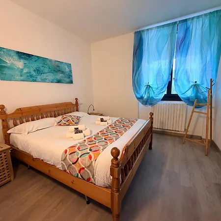 Prati Escape - With Pool And Lakeview Apartman *